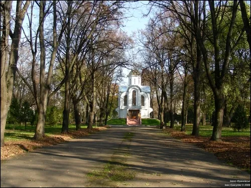 Парк «Воїнів - Інтернаціоналістів» («Піонерський»)