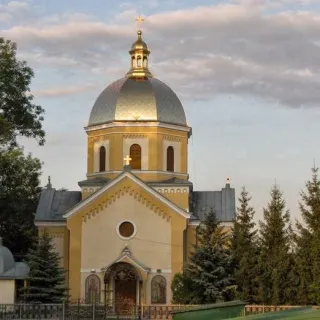 Храм Святої великомучениці Параскевії