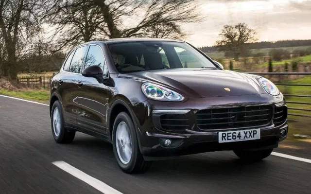 Топ-5 дорогих автівок, які часто можна побачити на вулицях Івано-Франківська — фото 5