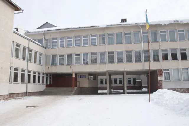 Івано-Франківська загальноосвітня школа І-ІІІ ступенів №19 — фото 3