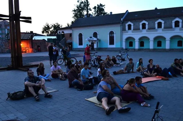 Фм-кінотеатр під відкритим небом «Грати Кіна» — фото 5