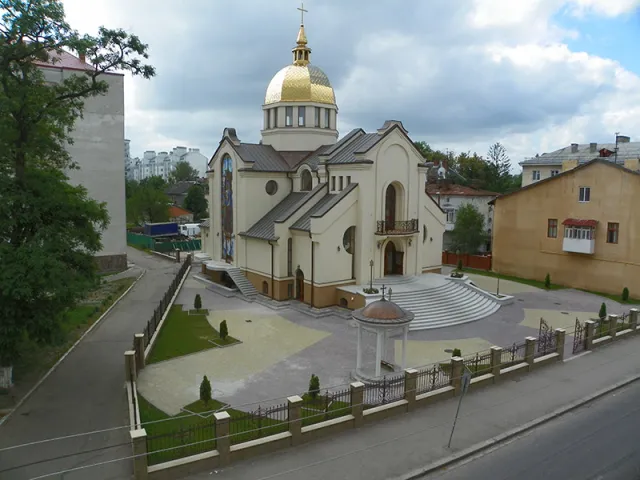 Церква Різдва Пресвятої Богородиці («Університетська церква») — фото 3