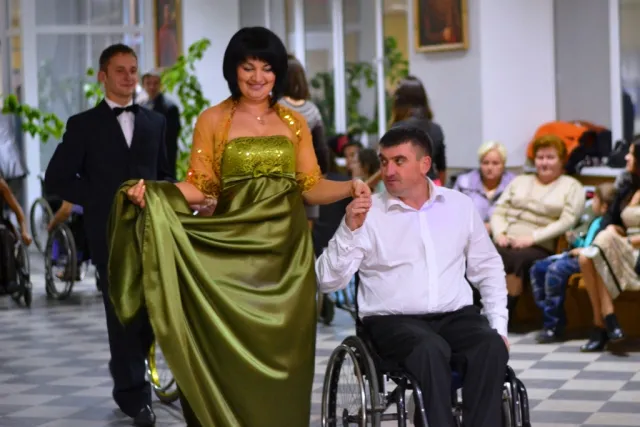 В Івано-Франківську відбудеться осінній бал  для людей з обмеженими фізичними можливостями — фото 3