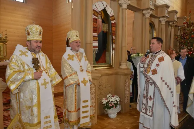 Митрополит Володимир відвідав Косів, привітавши адміністратора Коломийсько-Чернівецької єпархії єпископа Василія Івасюка з іменинами, а усіх парафіян парафії св. Василія великого з храмовим святом. — фото 2
