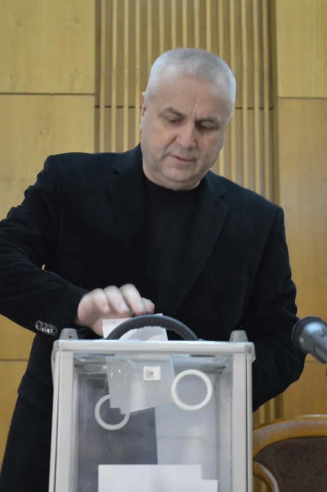 Як голову Івано-Франківської ОДА Чуднова у відставку відправляли (Фоторепортаж) — фото 4