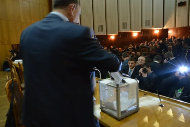 Як голову Івано-Франківської ОДА Чуднова у відставку відправляли (Фоторепортаж) — фото 5