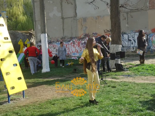 В Івано-Франківську відбулося урочисте відкриття нового спортивно-ігрового майданчику (Фоторепортаж) — фото 2