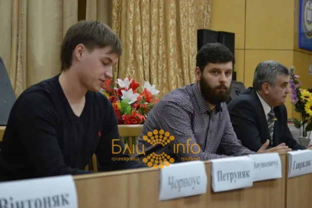 Сьогодні в Прикарпатському університеті, відбулись дебати між кандидатами в нардепи (Фоторепортаж) — фото 1