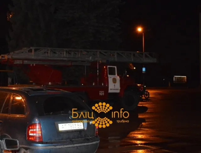 Сьогодні в Івано-Франківську горів «Велес» (Фоторепортаж) — фото 1