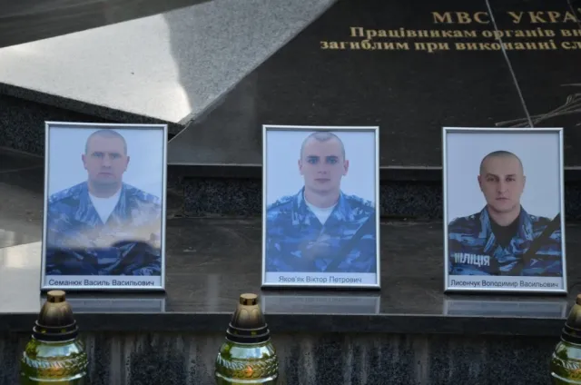 Стали відомі прізвища загиблих в Слов’янську прикарпатських військових (Фото) — фото 2