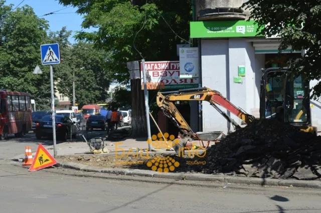 В Івано-Франківську розпочали ремонт вулиці Василіянок (Фото) — фото 2