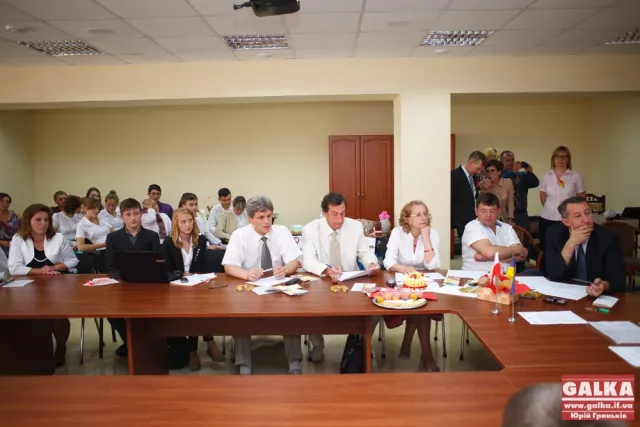 У місті відбувся фінал міжрегіонального конкурсу «Юніор бізнесу-2014» (Фоторепортаж) — фото 7