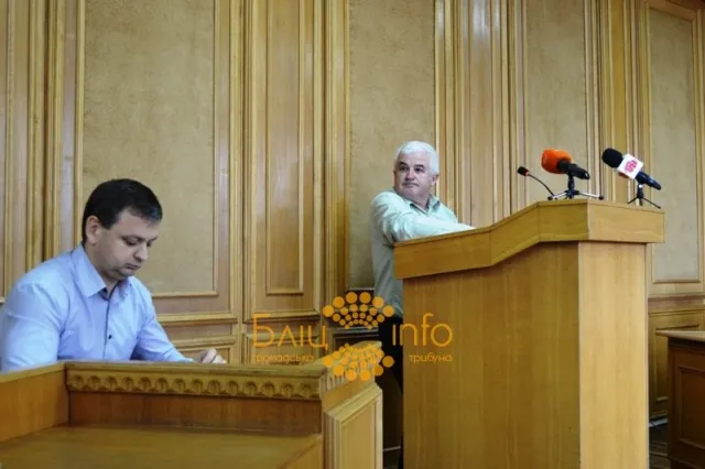 Анушкевичус узаконив стихійну торгівлю (Фото) — фото 1