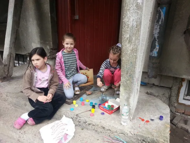 Діти самостійно влаштували благодійний аукціон в допомогу українській армії (Фото) — фото 4