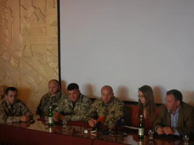Представники Самооборони розповіли про поїздку в зону АТО (Фото) + (Відео) — фото 1