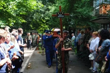 Начальника штабу 5 батальйону поховали на Алеї слави (ФОТО) — фото 9