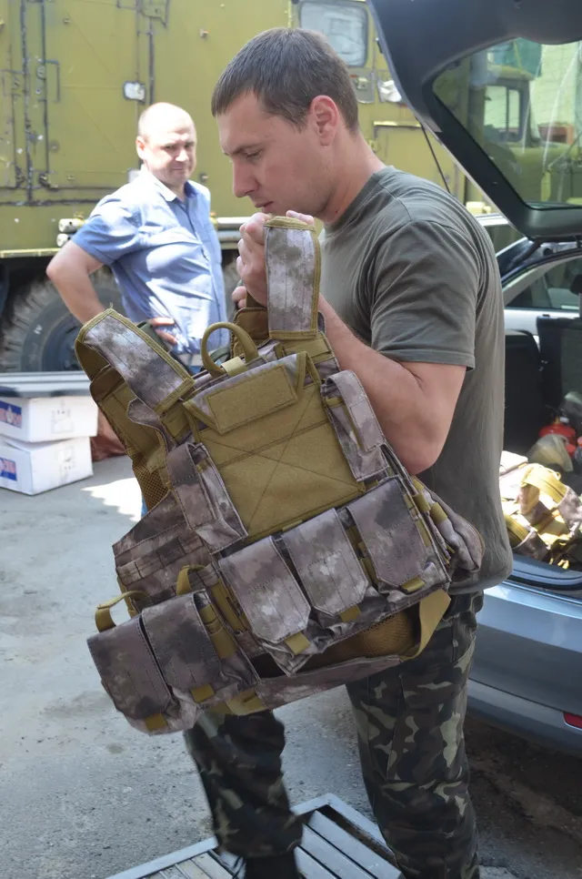 Військові 5-го батальйону територіальної оборони укомплектовані бронежилетами на 100% — фото 4