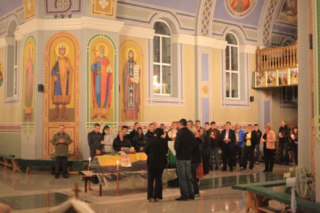 Сьогодні Прикарпаття прощатиметься із загиблим в АТО бійцем «Айдару» (Фото) + (Відео) — фото 3