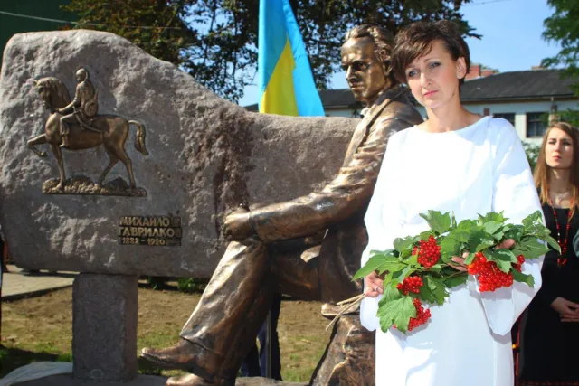 На Івано-Франківщині відкрили пам’ятник Михайлові Гаврилку (Фоторепортаж) — фото 4
