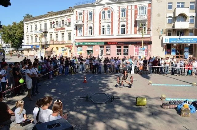 В Івано-Франківську відбулись богатирські ігри (Фоторепортаж) — фото 5