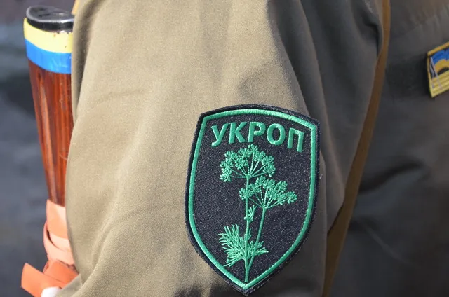 Івано-франківські правоохоронці поїхали на Схід у зону АТО (Фоторепортаж) — фото 8