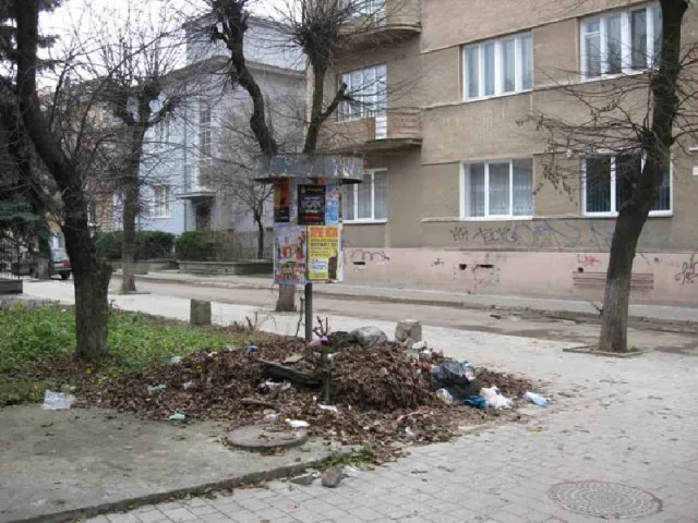 «Європейське місто»? Де в Івано-Франківську європейці? (Фото) — фото 2