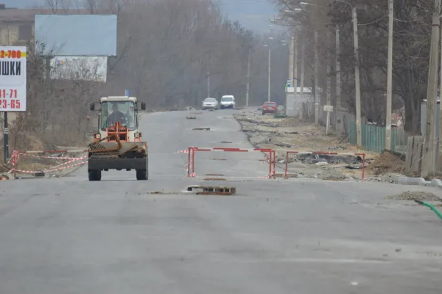З наступного тижня вулиця Набережна ім. В. Стефаника буде повністю відкрита для проїзду (Фоторепортаж) — фото 3
