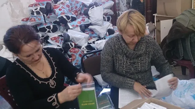 «Фронтовий вертеп 2015» вирушив на Схід (Фото) — фото 2