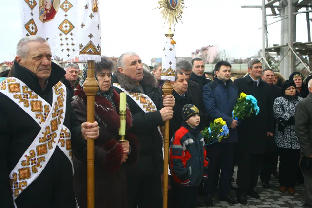 В Івано-Франківську вшанували пам’ять полковника Української Повстанської Армії Василя Андрусяка (Фото) — фото 5