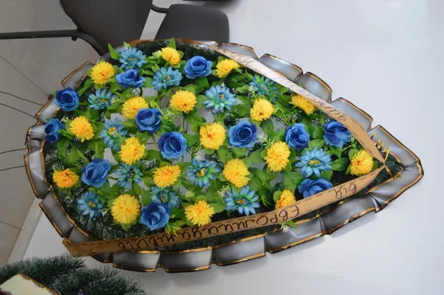 У Франківську попрощалися з Кравчуком, який віддав на Євромайдан 10 тисяч (Фото) — фото 6