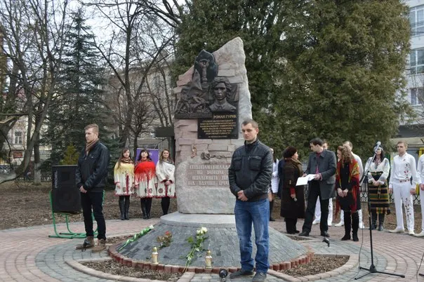 Студенти провели віче-реквієм за Небесною Сотнею (фоторепортаж) — фото 2