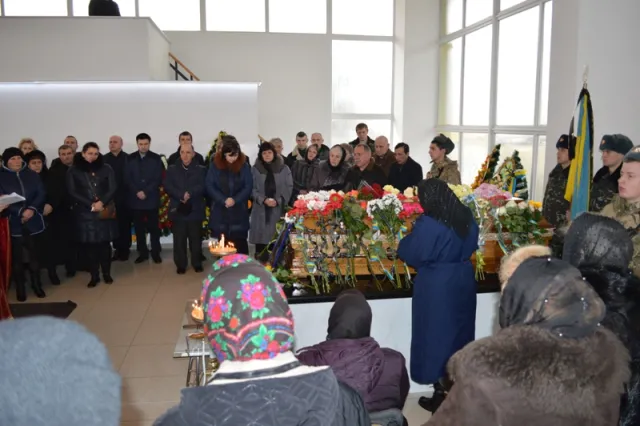 В Івано-Франківську в останню путь провели Андрія Прошака (фото) — фото 1