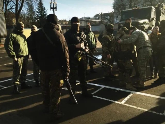 На ротацію прибули півсотні бійців спецпідрозділу «Омега» (фоторепортаж) — фото 2