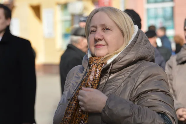 Ще не вмерла України... На Вічевому майдані виконали гімн України (фоторепортаж) + (відео) — фото 5