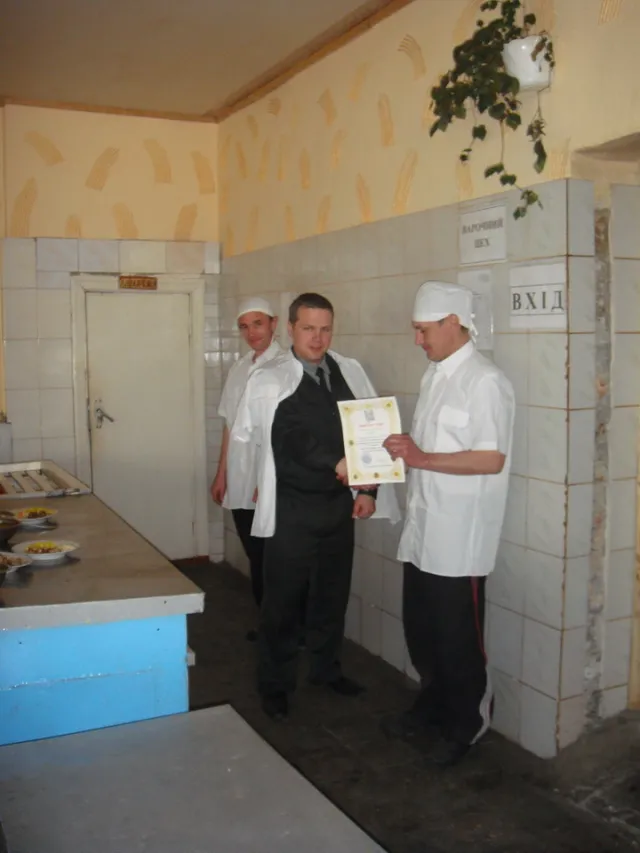 У Івано-Франківську засудженні взяли участь у кулінарному конкурсі (фото) — фото 1