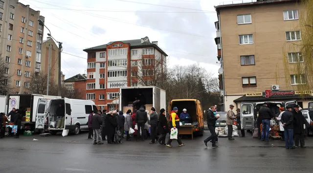 На ярмарку «Весна-2015» у Франківську продали продукції майже на 1 мільйон гривень (фото) — фото 3