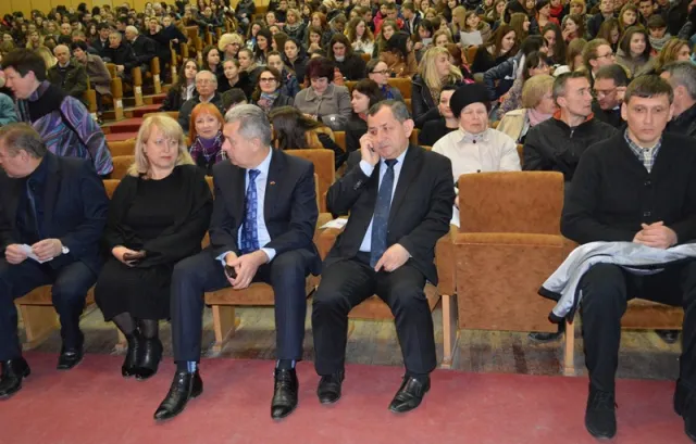 В Івано-Франківську презентували документальні фільми про Небесну Сотню Прикарпаття та Романа Гурика (фото) + (відео) — фото 2