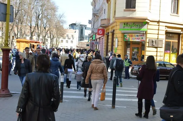 Повертаючись з рейду до міськради, Анушкевичус потрапив у затор (фото) — фото 4