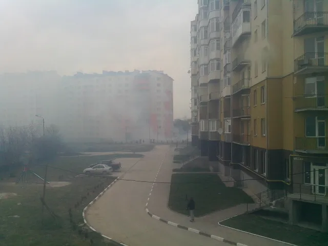 По вулиці Хіміків сильна пожежа (фото+відео) — фото 1