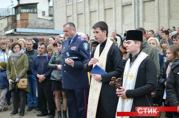 З Франківська у зону АТО відправилася чергова група міліціонерів (фото) — фото 3