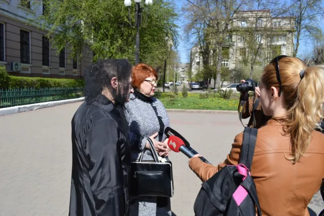 Рідні жертв франківського стоматолога-різника просять у суду відшкодувати понад 2,2 млн. грн. моральної шкоди (фото) — фото 3