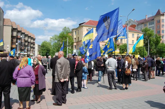 У Франківську страйкували проти підняття тарифів на комунальні послуги (фото) — фото 2