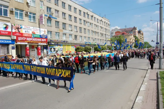 У Франківську страйкували проти підняття тарифів на комунальні послуги (фото) — фото 13