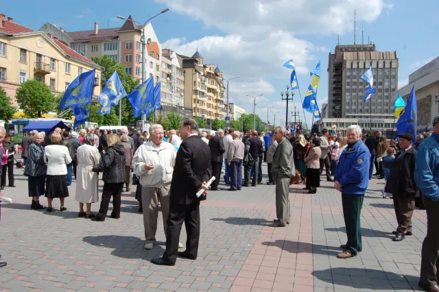 У Франківську страйкували проти підняття тарифів на комунальні послуги (фото) — фото 4