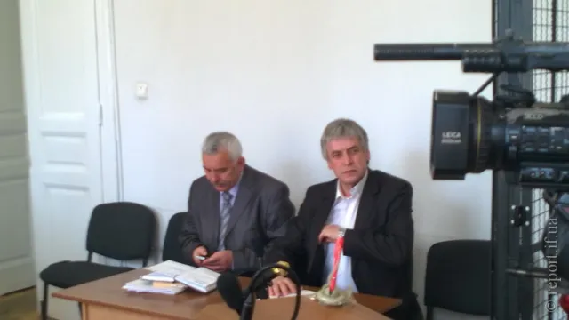 Хабарник Чупірчук не прийшов до суду (фото+відео) — фото 4