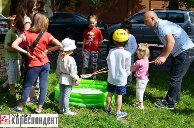 У Франківську відсвяткували День захисту дітей (фото) — фото 5