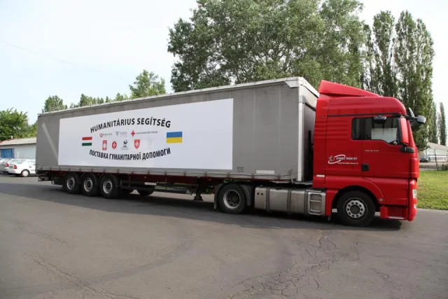 З Угорщини до Івано-Франківська вирушили перші фури з гуманітарною допомогою (фото) — фото 1