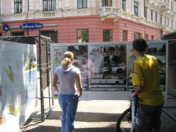 Франківцям презентували як виглядає безпечне для дітей місто (фото) — фото 2