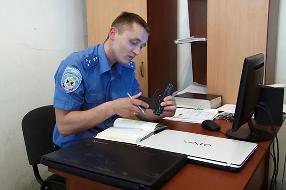 Правоохоронці затримали молодиків, які вчинили розбійний напад на студенток (фото) — фото 3