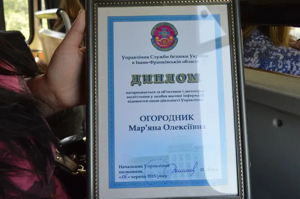 Бійці батальйону "Івано-Франківськ" навчали журналістів стріляти (фото+відео) — фото 9